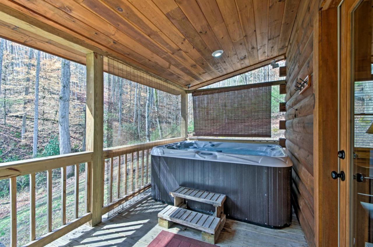 Bryson City Vacation Rental With Hot Tub And Fire Pit! ภายนอก รูปภาพ